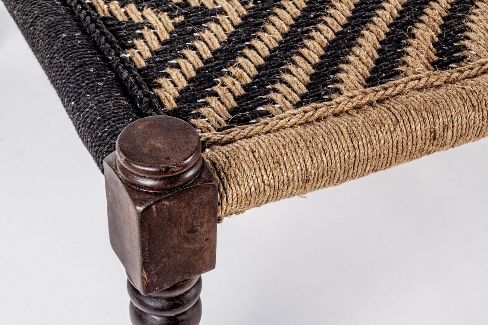 Panca "Khat Tamil" per interno, con Struttura In Legno Sheesham E Seduta In Corde Di Cotone, da 176x86x46h cm Casa e cucina/Arredamento/Ingresso/Panche contenitore Decor Space - Altamura, Commerciovirtuoso.it