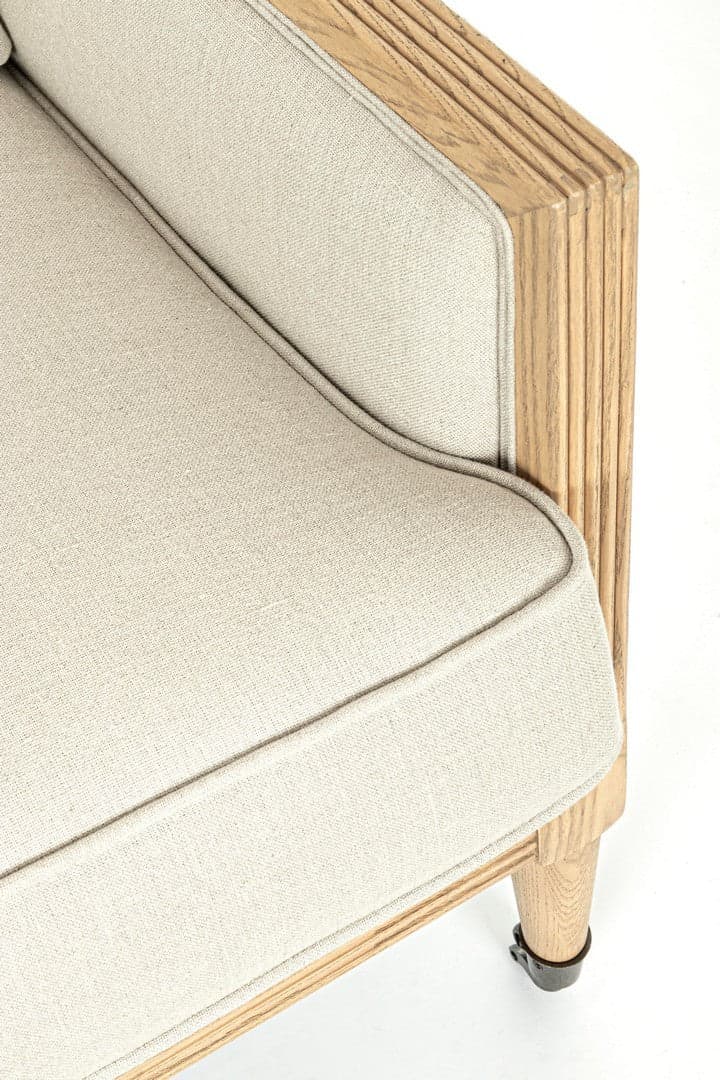 Poltrona "Marlin" per interno, Struttura In Legno Di Frassino, Rivestimento 100% Lino 75.5 x 88 x 98.5h cm in Poltrone Decor Space - Altamura, commercioVirtuoso.it