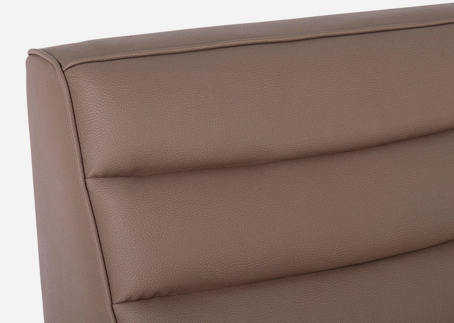 Poltrona "Magnus" per interno, Struttura In Legno Compensato E Mdf 150 x 90 x 79h cm Casa e cucina/Arredamento/Soggiorno/Poltrone e sedie/Poltrone Decor Space - Altamura, Commerciovirtuoso.it