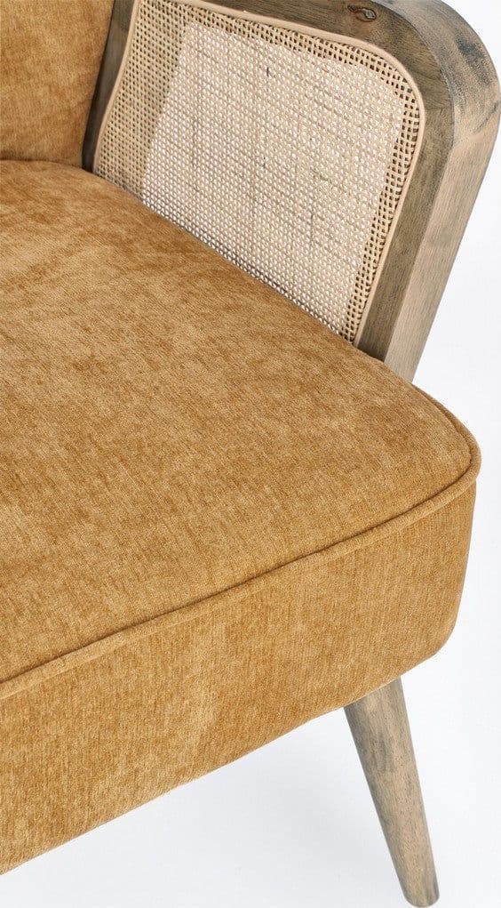 Poltrona "Virna" per interno, Struttura In Legno Di Pino E Compensato 64 x 71 x 79h cm in Poltrone Decor Space - Altamura, commercioVirtuoso.it