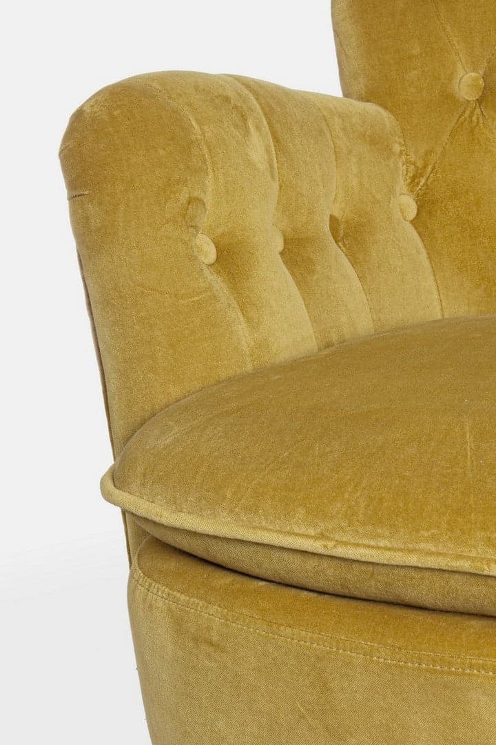 Poltrona "Orlins" per interno, Struttura In Legno Di Pino, Rivestimento In Cotone Trapuntato, Effetto Velluto Capitonne' 71.5 x 72.5 x 79h cm in Poltrone Decor Space - Altamura, commercioVirtuoso.it