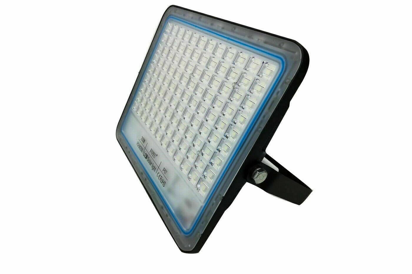 FARO LED CON PANNELLO SOLARE LUCE FREDDA 120W/200/300/400/600/800W IP66/67 - 10