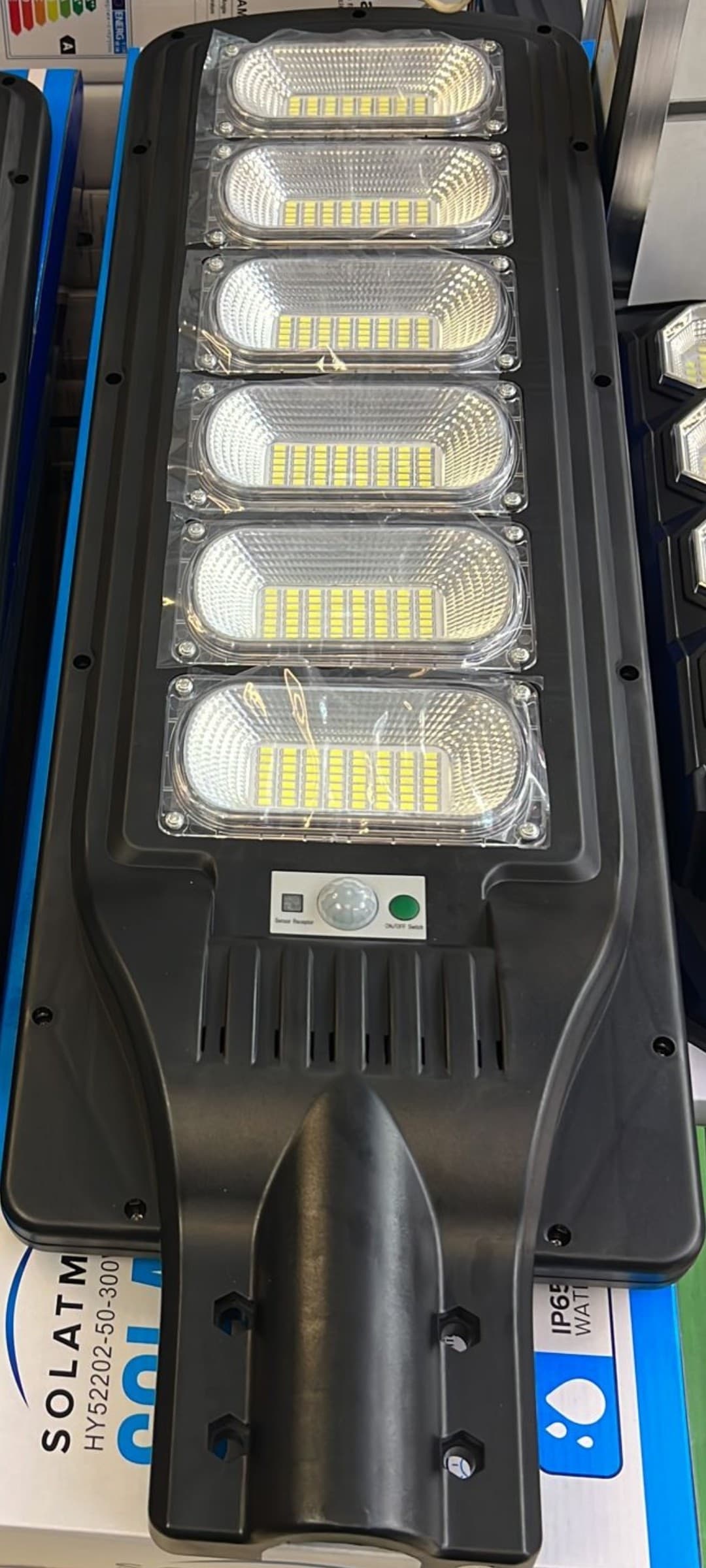 LAMPIONE LED CON PANNELLO SOLARE CREPUSCOLARE 300W radar sensor Movimento IP65 - 6