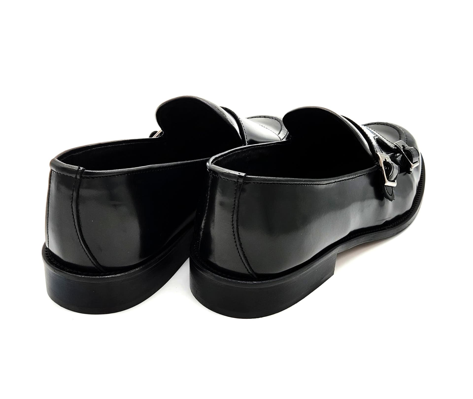 Mocassino da Uomo Doppia fibbia elegante in pelle nera lucida abrasivata Auro York in Loafer e mocassini Affari di Famiglia - Sant’Angelo a Cupolo, commercioVirtuoso.it