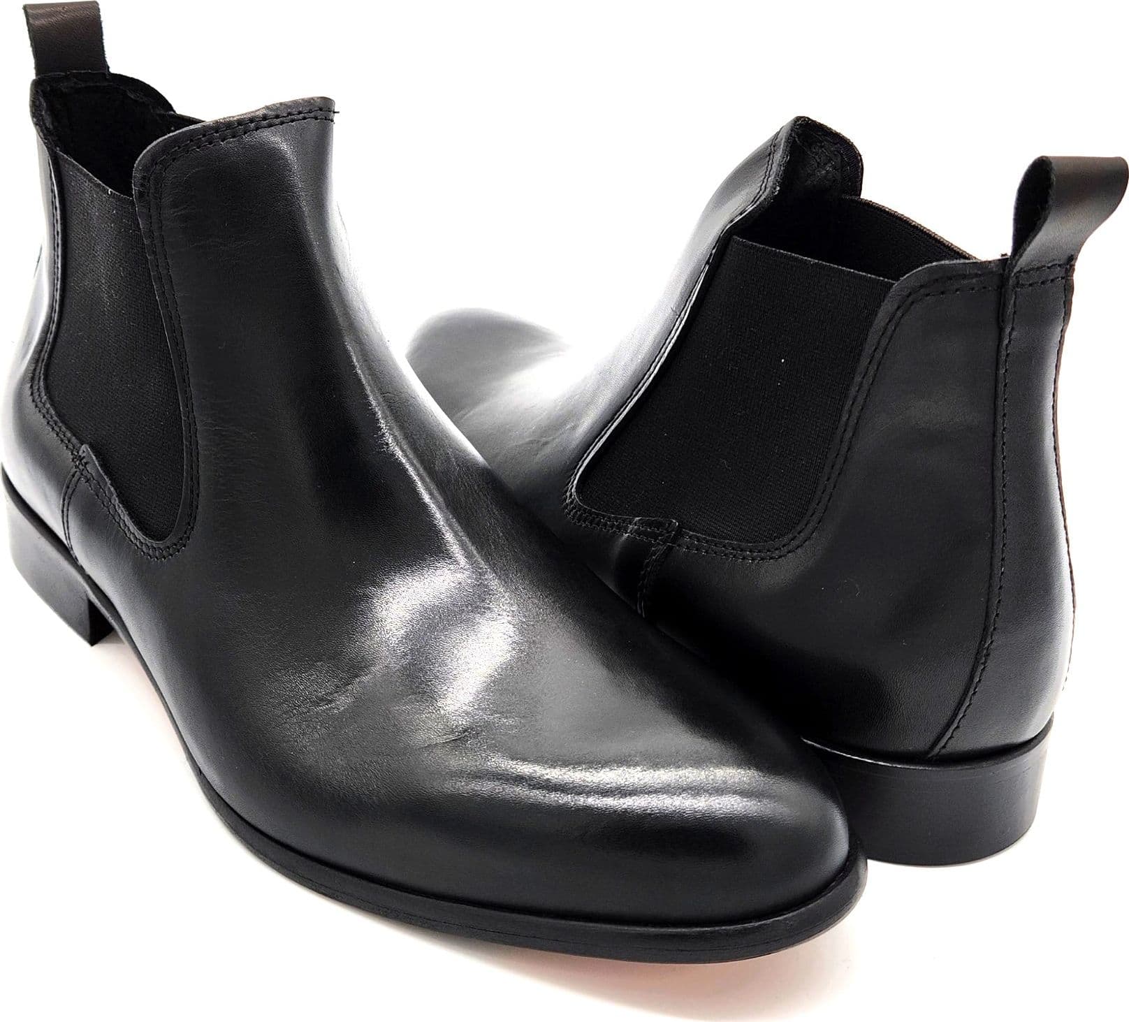 Auro Boots in Stivali Affari di Famiglia - Sant’Angelo a Cupolo, commercioVirtuoso.it