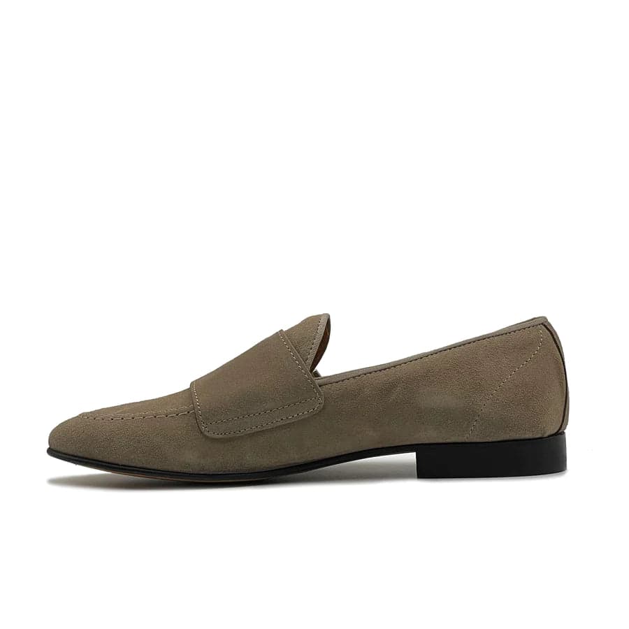 Mocassino doppia fibbia in camoscio - Auro Chamois in Loafer e mocassini Affari di Famiglia - Sant’Angelo a Cupolo, commercioVirtuoso.it