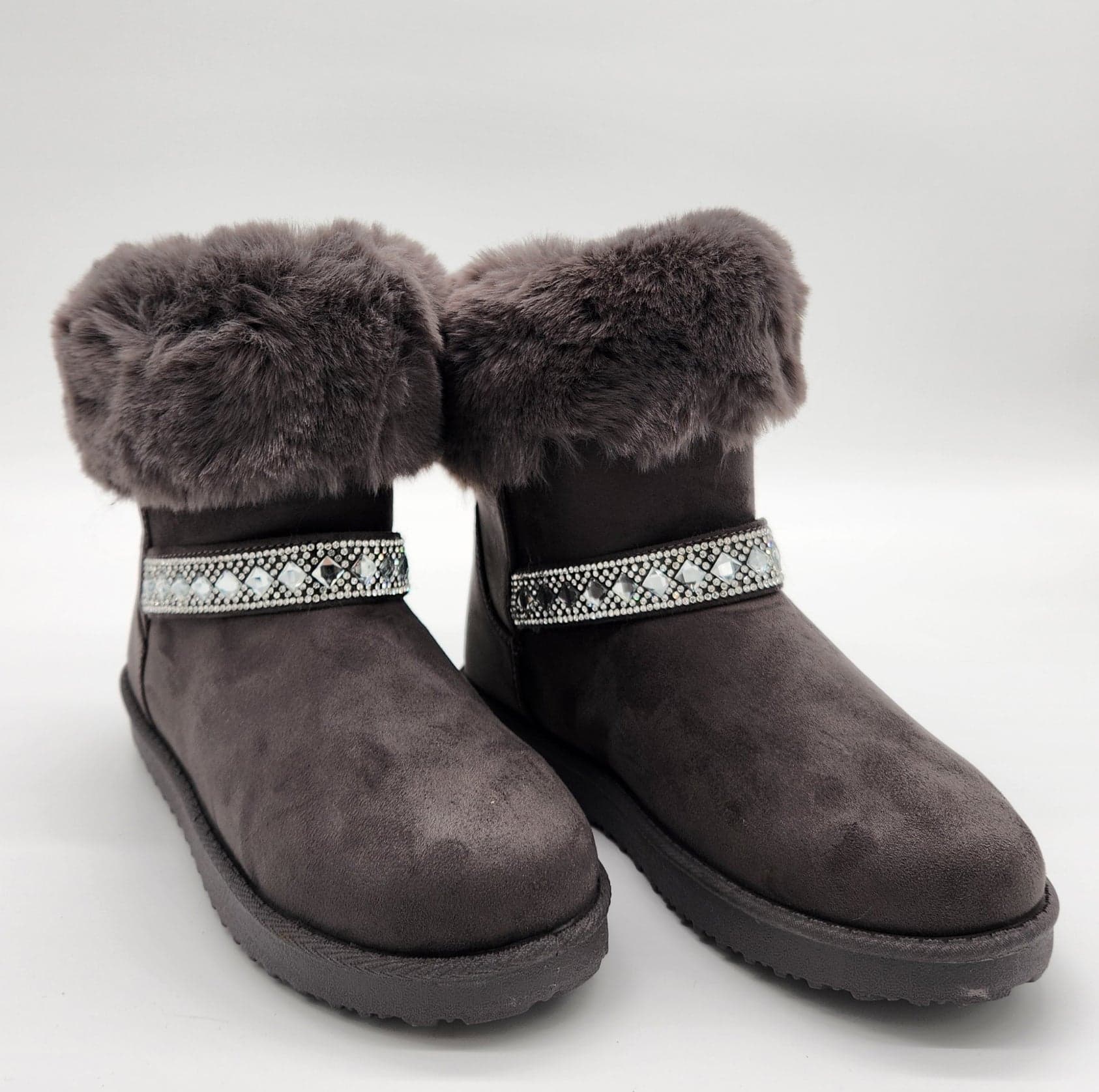 Elsa - Stivaletti in camoscio con pelliccia e strass donna in Stivali Affari di Famiglia - Sant’Angelo a Cupolo, commercioVirtuoso.it