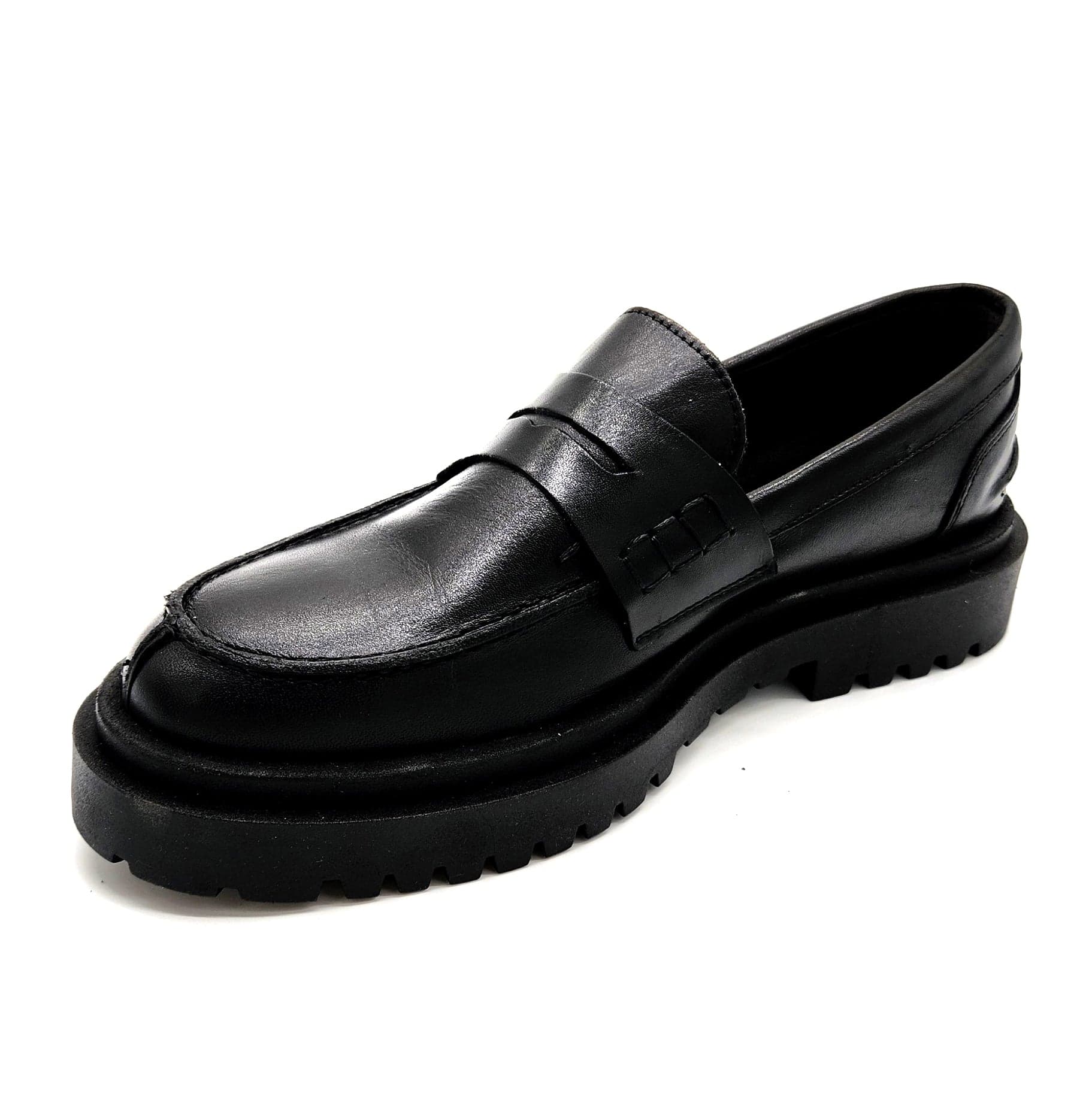 Auro Leon in Loafer e mocassini Affari di Famiglia - Sant’Angelo a Cupolo, commercioVirtuoso.it