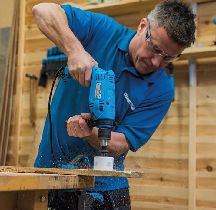 Trapano avvitatore perforatore a martello regolabile metallo legno 500W in Trapani a percussione Eternal Brico - Ariano Irpino, commercioVirtuoso.it