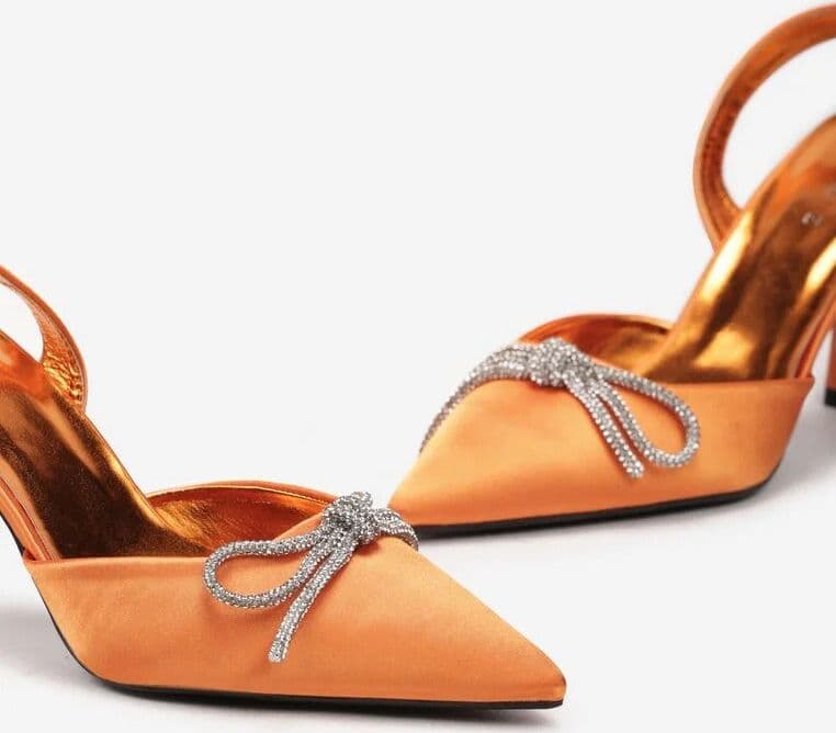 Ivana - Dècolletè con fiocco strass in Scarpe col tacco Affari di Famiglia - Sant’Angelo a Cupolo, commercioVirtuoso.it