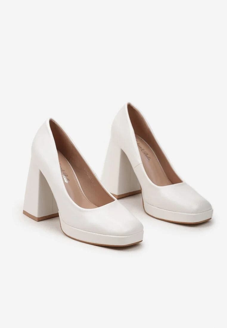 Carola - Dècolletè Con Tacco Alto e Plateau in Scarpe col tacco Affari di Famiglia - Sant’Angelo a Cupolo, commercioVirtuoso.it