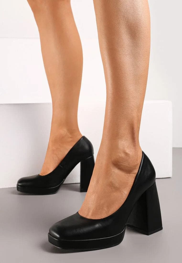 Carola - Dècolletè Con Tacco Alto e Plateau in Scarpe col tacco Affari di Famiglia - Sant’Angelo a Cupolo, commercioVirtuoso.it