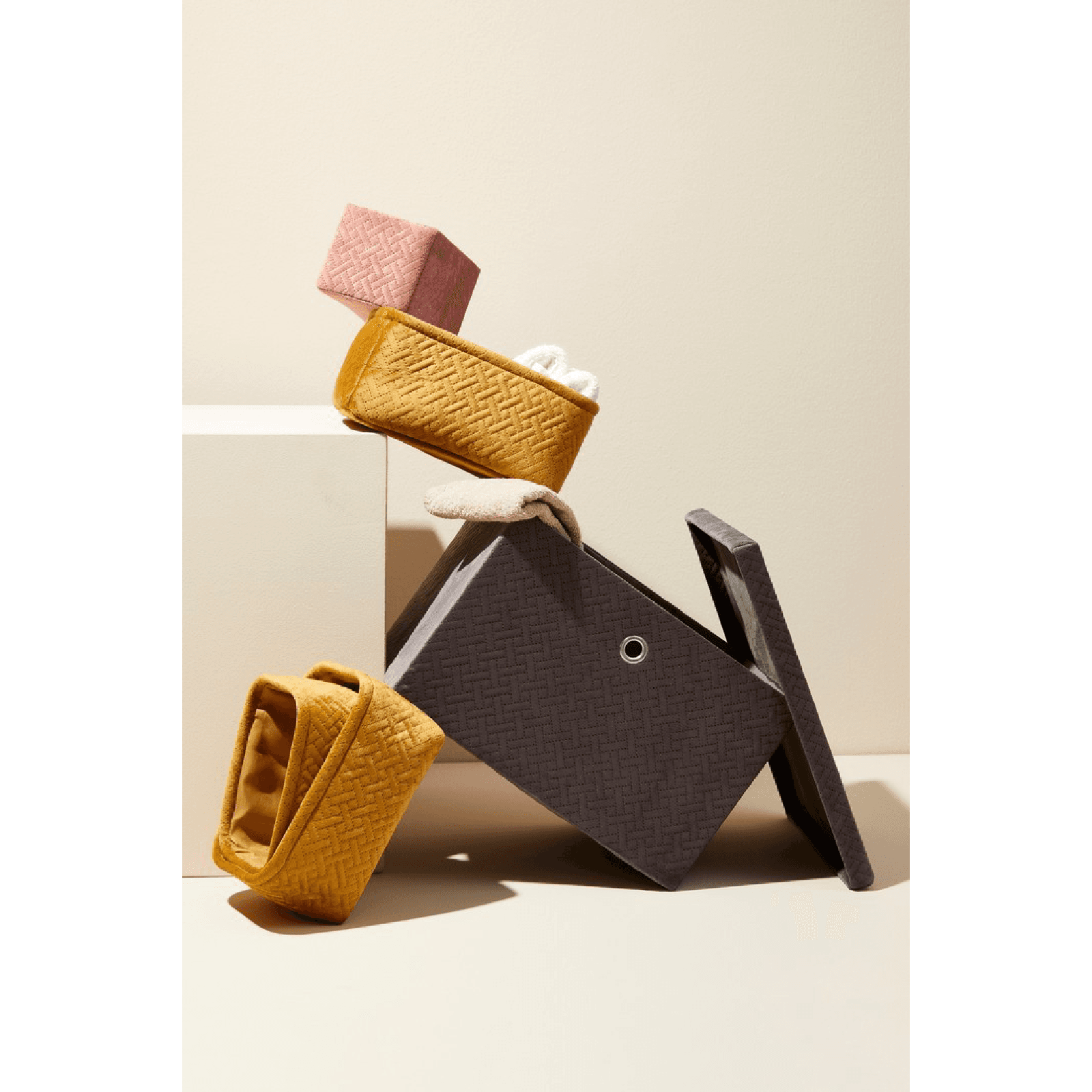 Scatola pieghevole "Averill" struttura in cartone e rivestito in poliestere in Organizer per cassetti Decor Space - Altamura, commercioVirtuoso.it
