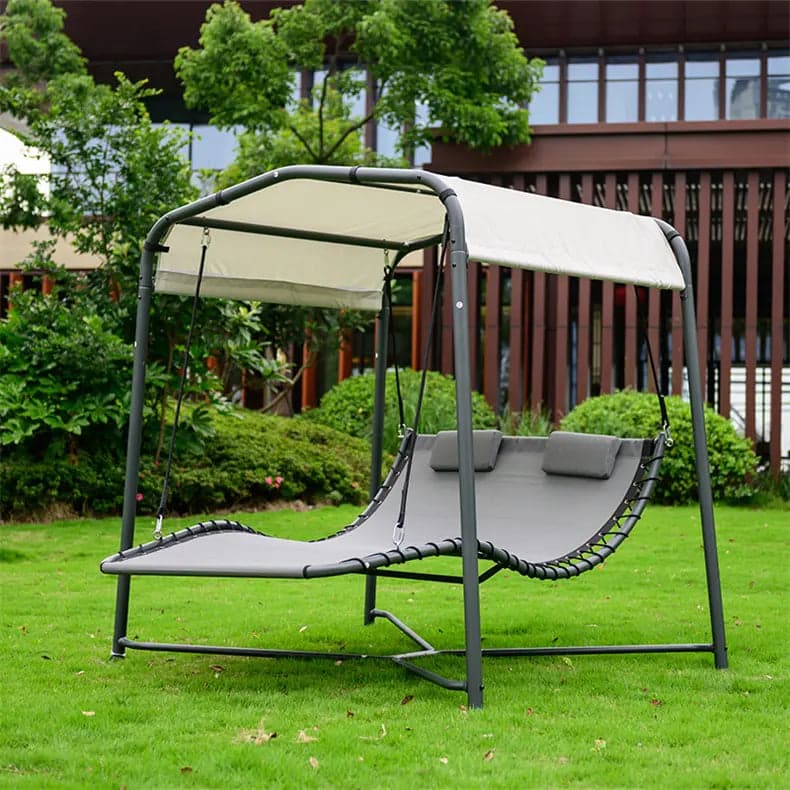 Lettino a dondolo "Gioia" prendisole matrimoniale per giardino e piscina, baldacchino in Dondoli coperti Decor Space - Altamura, commercioVirtuoso.it
