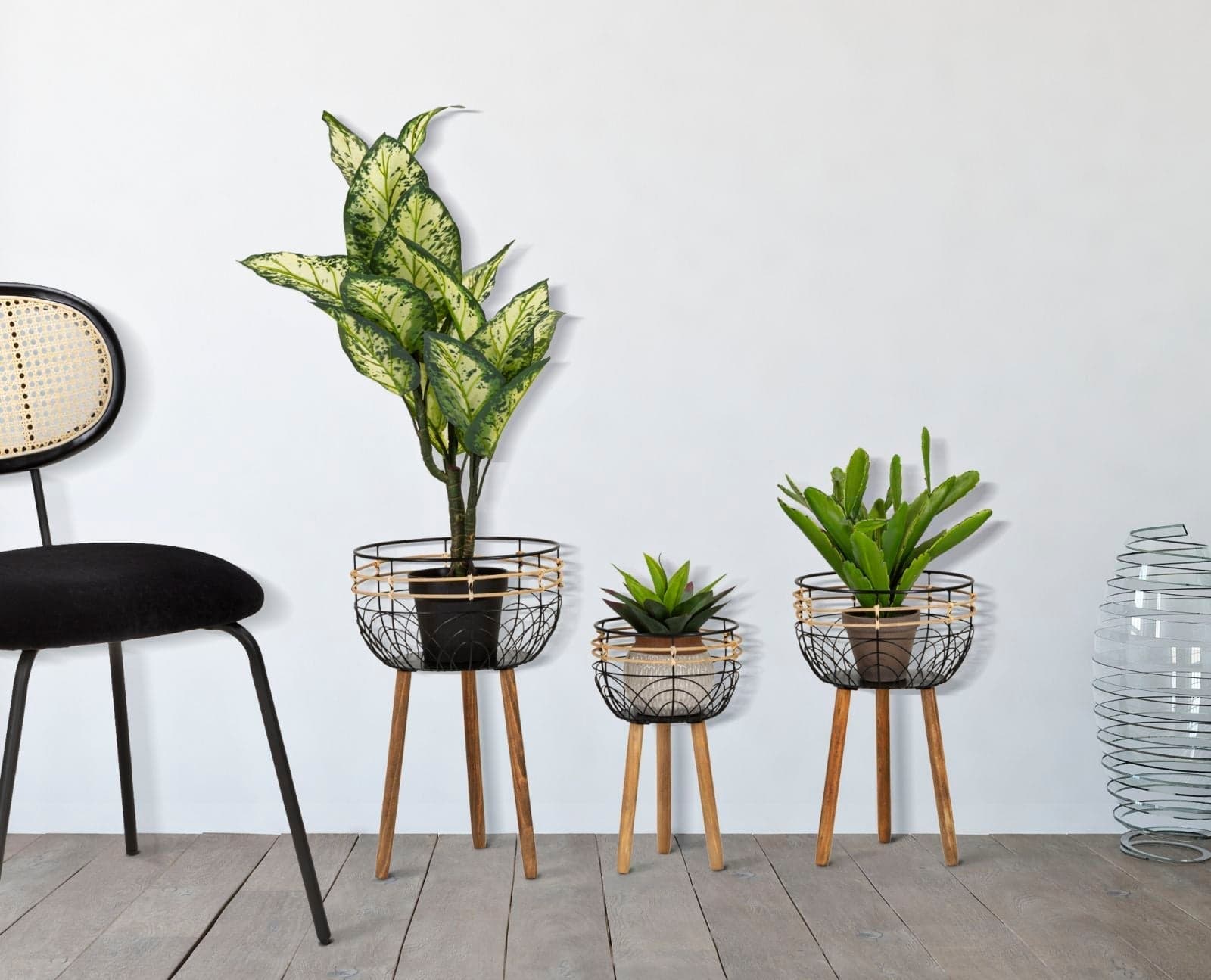 Porta vasi "Oporto" struttura in metallo e rattan per interni set da 3 in Soprammobili Decor Space - Altamura, commercioVirtuoso.it