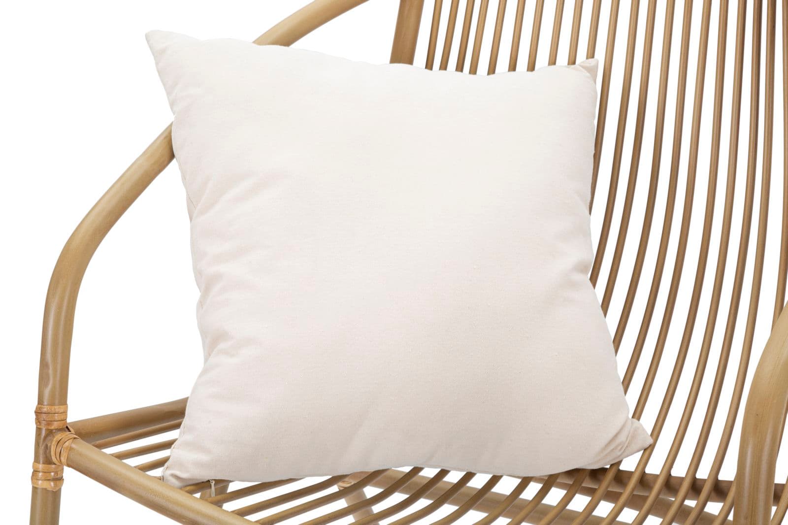 Poltrona "Panama" in metallo e rattan con cuscino per interni in Poltrone Decor Space - Altamura, commercioVirtuoso.it