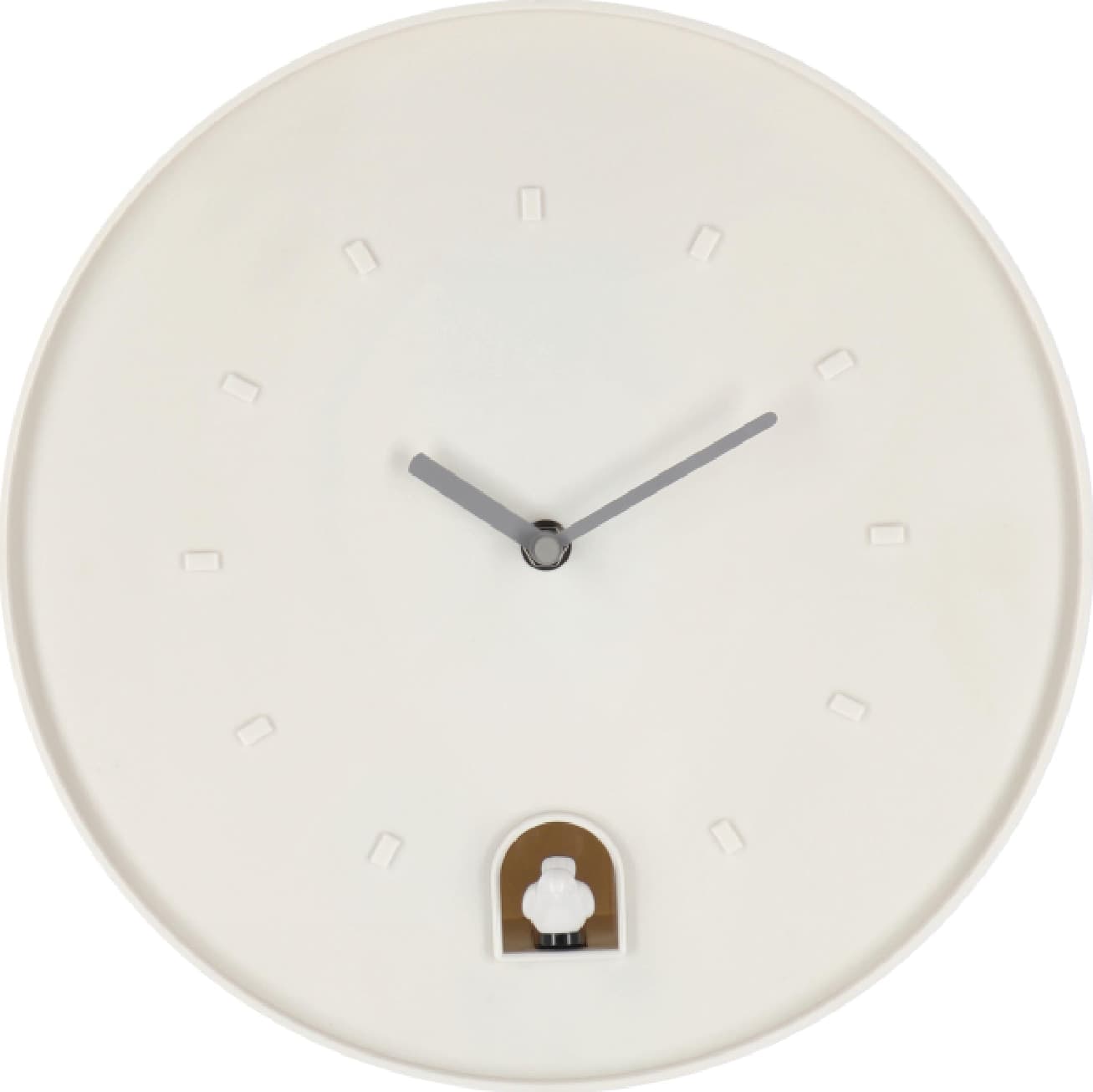 Orologio da parete "Damian" con cucù in plastica Ø30x8 cm a batteria in Orologi da parete Decor Space - Altamura, commercioVirtuoso.it