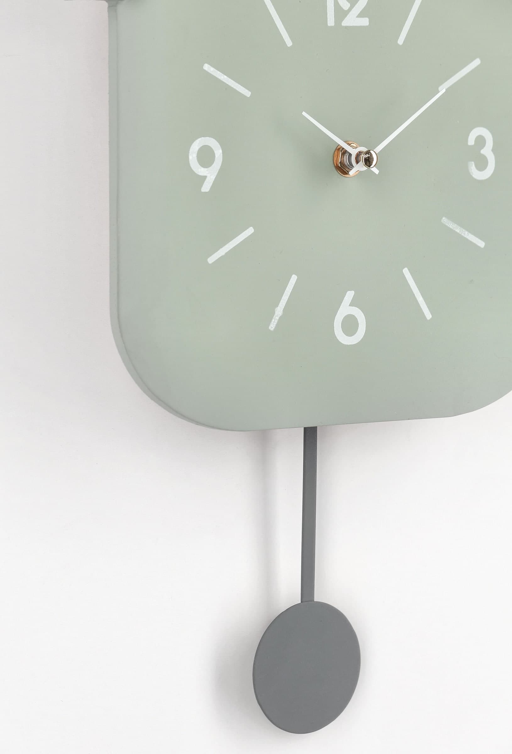 Orologio da parete "Home" con pendolo in acciaio a batteria 24x5,5x37,5 h cm in Orologi da parete Decor Space - Altamura, commercioVirtuoso.it