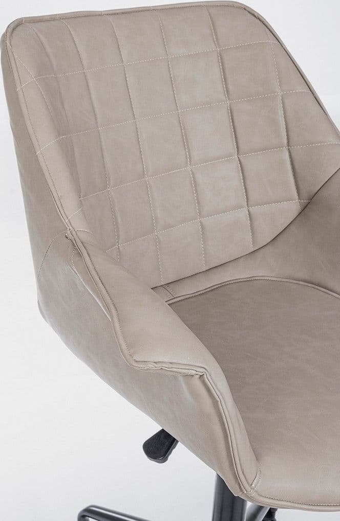 Poltrona "Joshua" da ufficio ergonomica, rivestimento in similpelle con braccioli e ruote in Poltrone Decor Space - Altamura, commercioVirtuoso.it
