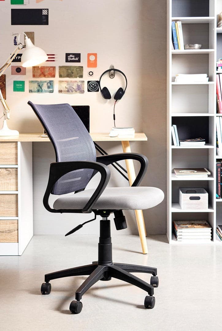 Sedia "Marion" da ufficio ergonomica con braccioli, altezza regolabile, ruote in Poltrone Decor Space - Altamura, commercioVirtuoso.it