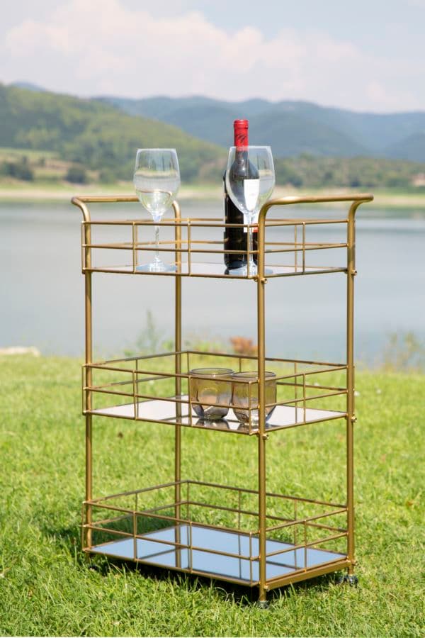 Carrello con ruote struttura in ferro color oro con 3 ripiani in specchio in Panche contenitore Decor Space - Altamura, commercioVirtuoso.it
