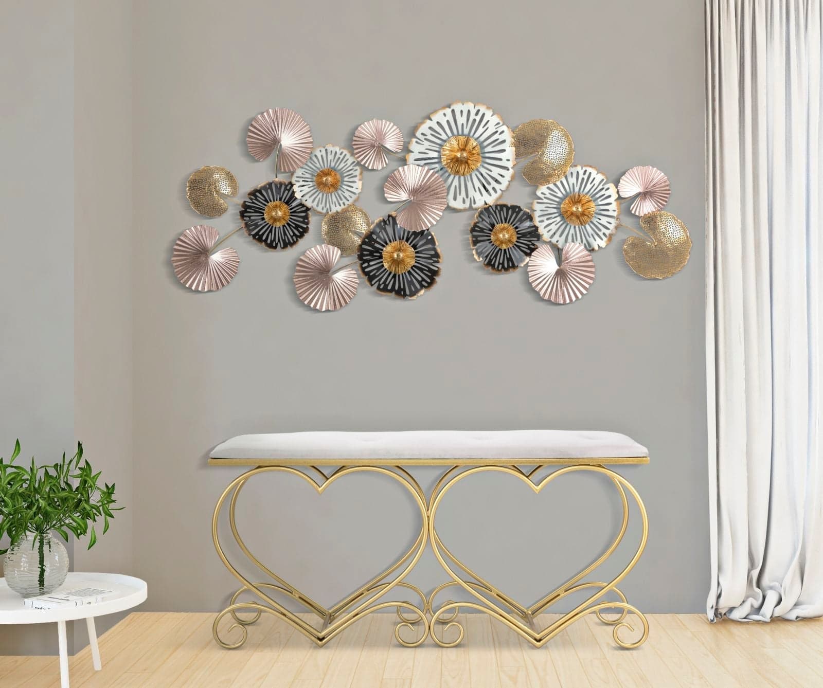 Panca "Heart" in poliestere struttura in metallo color oro per interni - 15