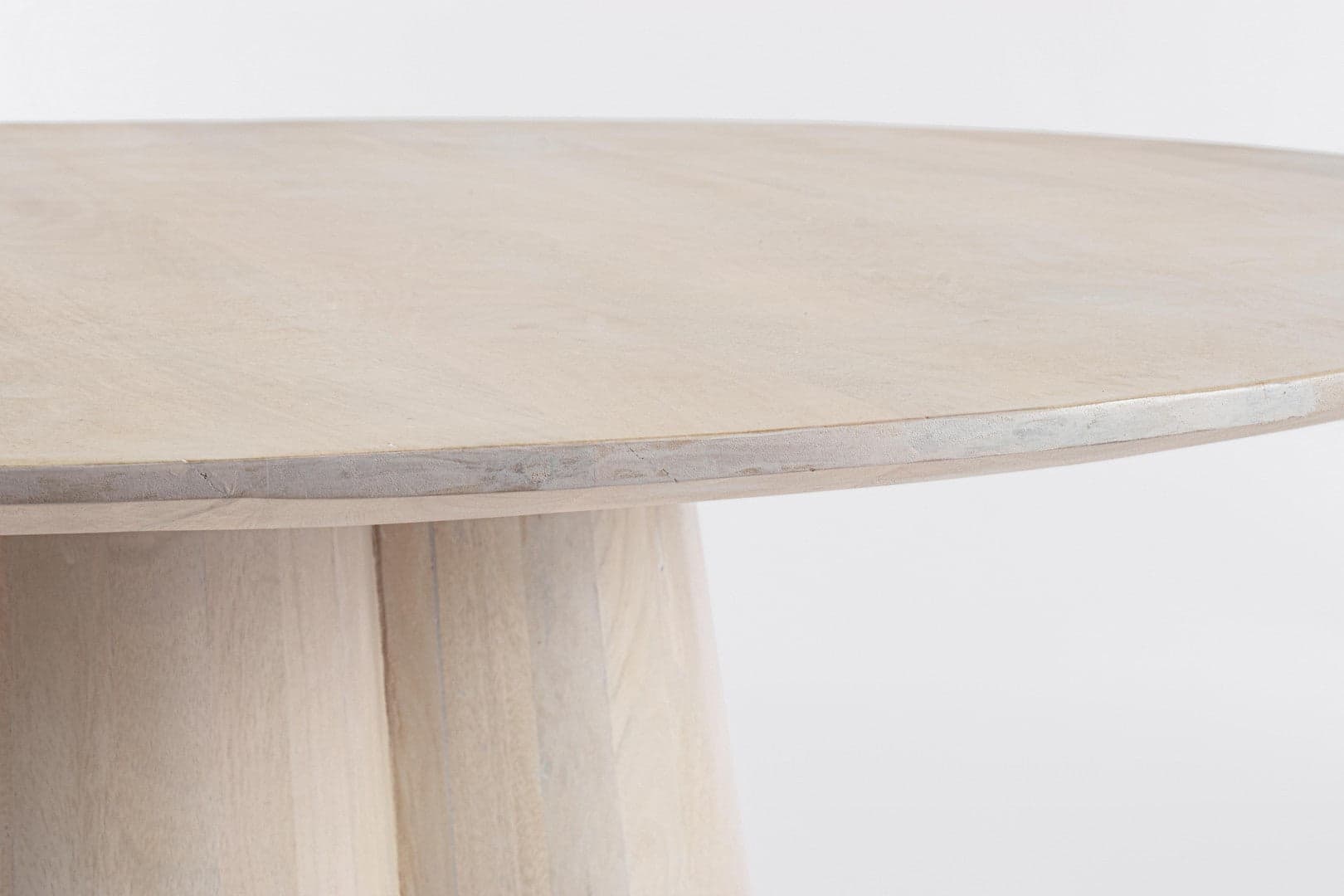 Tavolo "Nassor" struttura in legno di mango, per interno ed esterno 120 x 77h cm in Tavoli da sala da pranzo Decor Space - Altamura, commercioVirtuoso.it