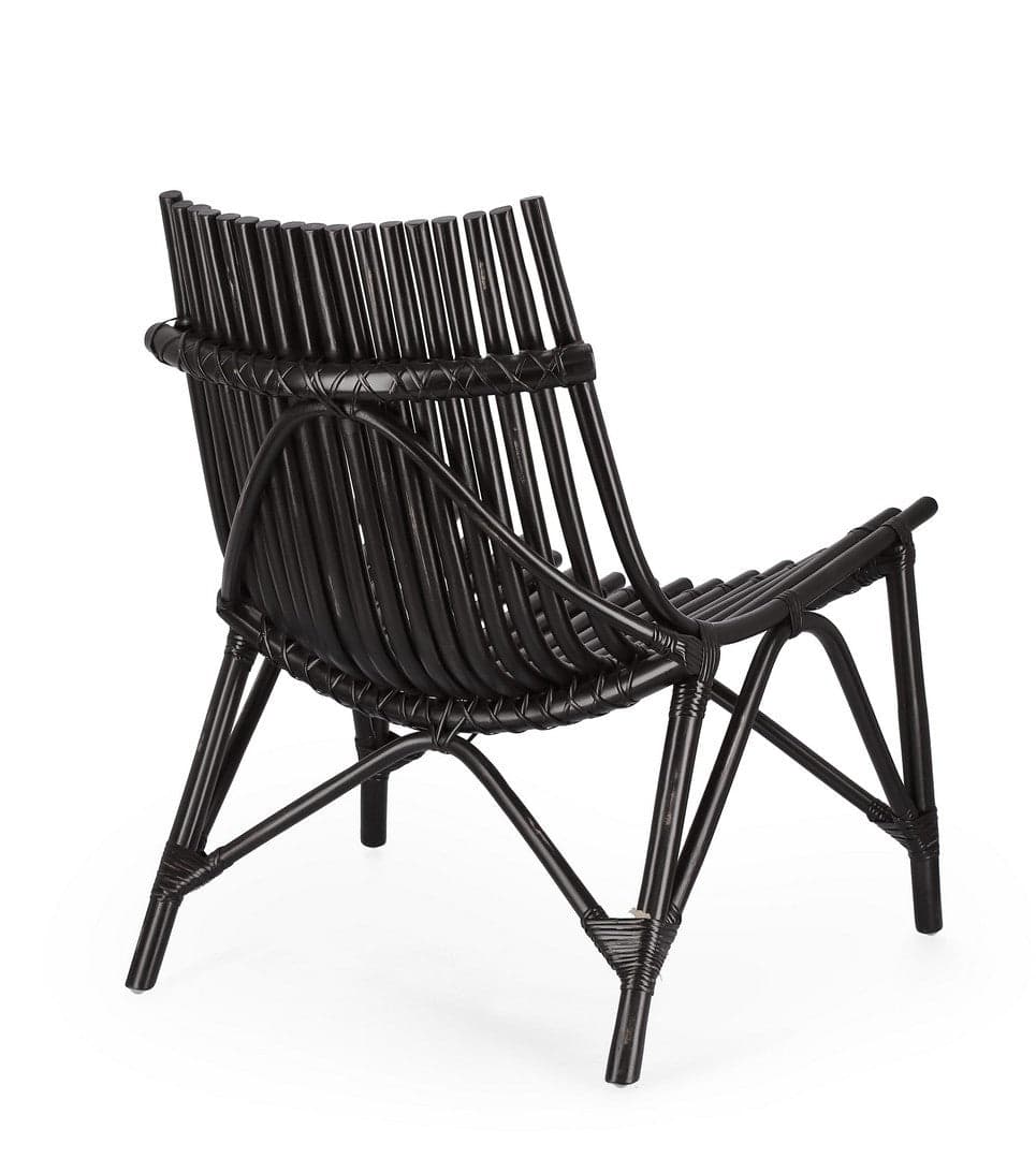 Sedia Lounge "Menendez" in rattan, finitura a base di nitrocellulosa in Sedie Decor Space - Altamura, commercioVirtuoso.it