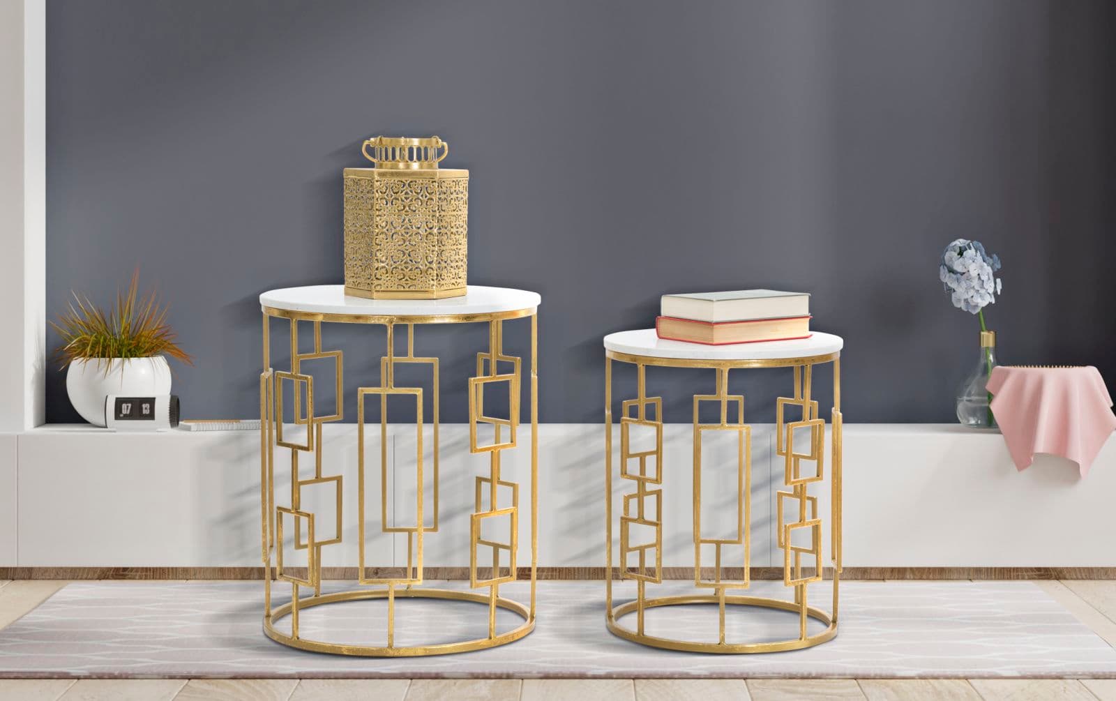 Tavolinetti "Cube" struttura in ferro color oro ripiano in marmo per interni set da 2 in Console e tavoli da divano Decor Space - Altamura, commercioVirtuoso.it