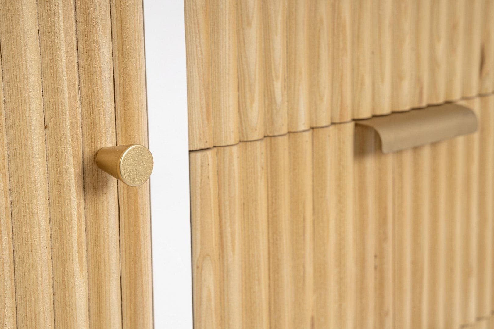 Mobile credenza "Allycia" in mdf-legno di frassino, gambe in acciaio, per interno - 32