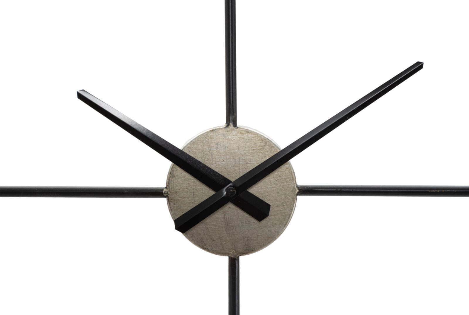 Orologio-da-parete-in-ferro-color-nero-e-argento-per-salotto-e-cucina