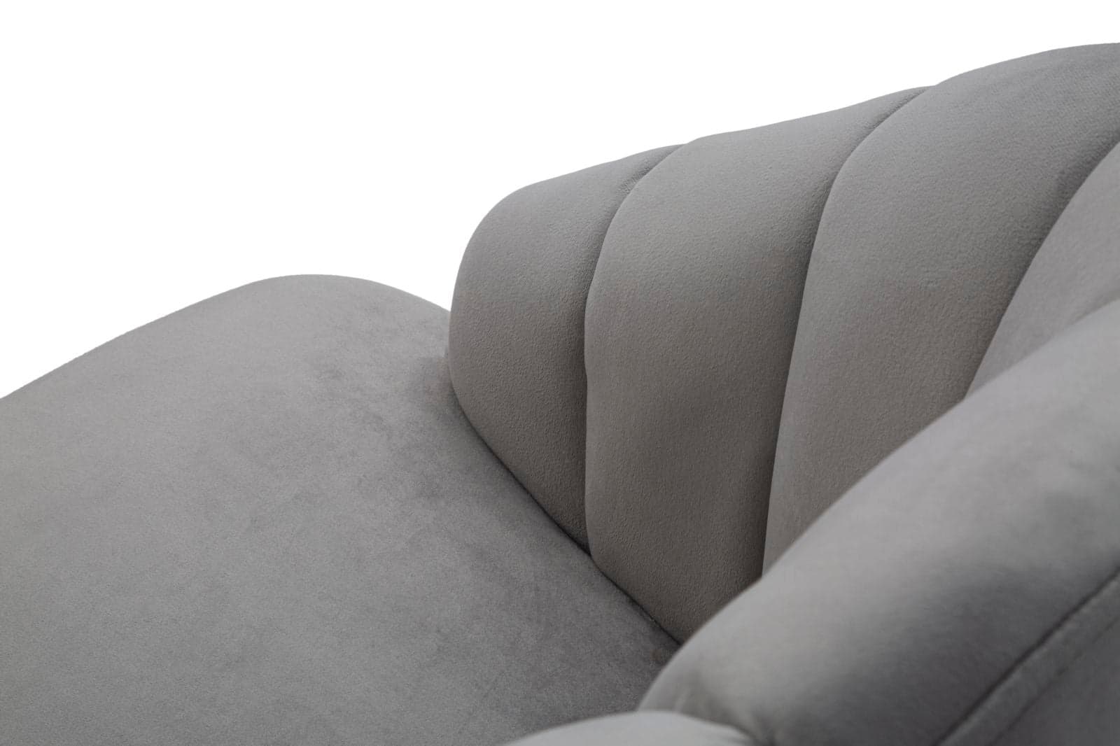 Poltrona "Shell" in poliestere gambe in metallo per interni in Poltrone Decor Space - Altamura, commercioVirtuoso.it