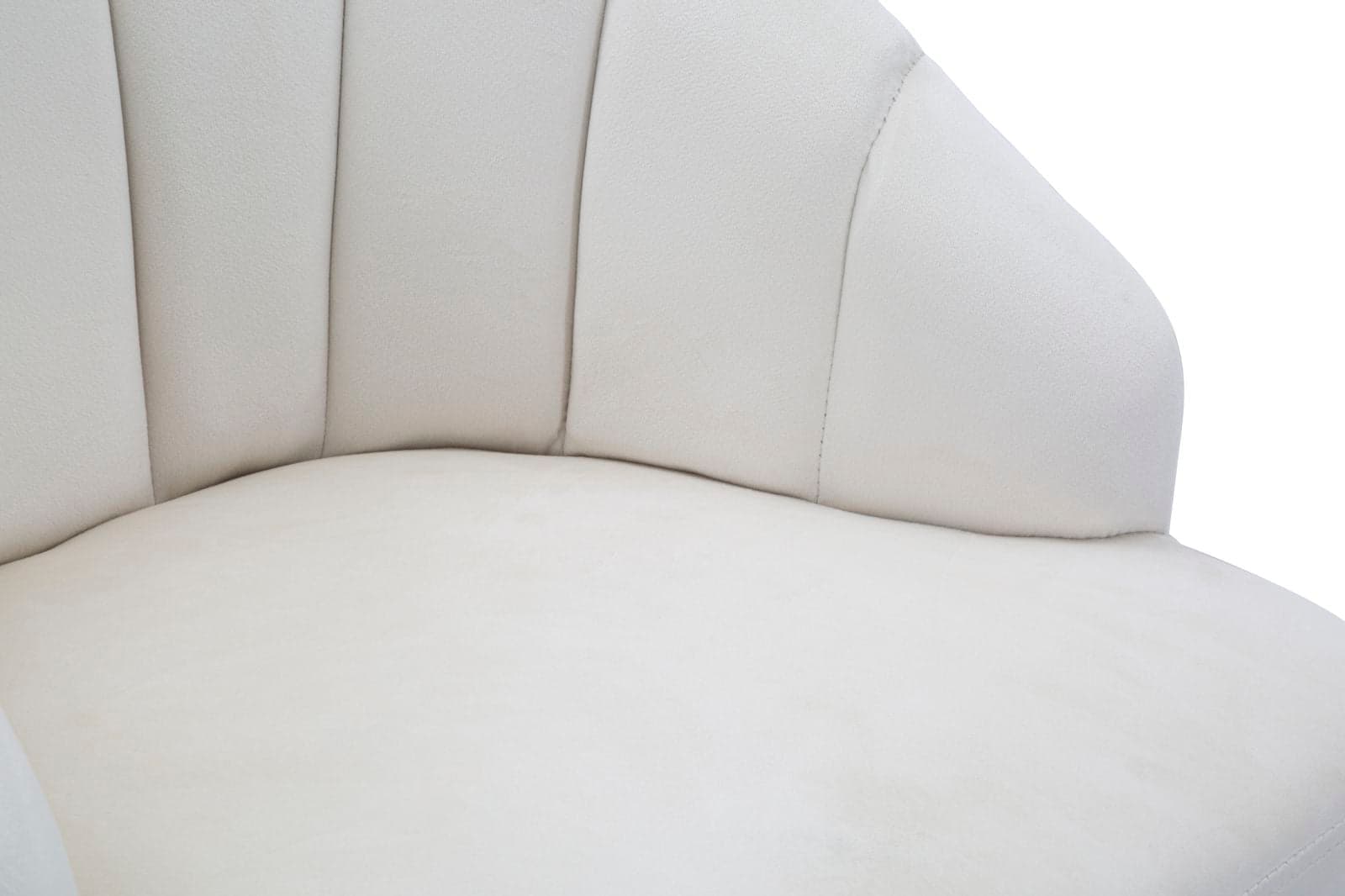 Poltrona "Shell" in poliestere gambe in metallo per interni in Poltrone Decor Space - Altamura, commercioVirtuoso.it