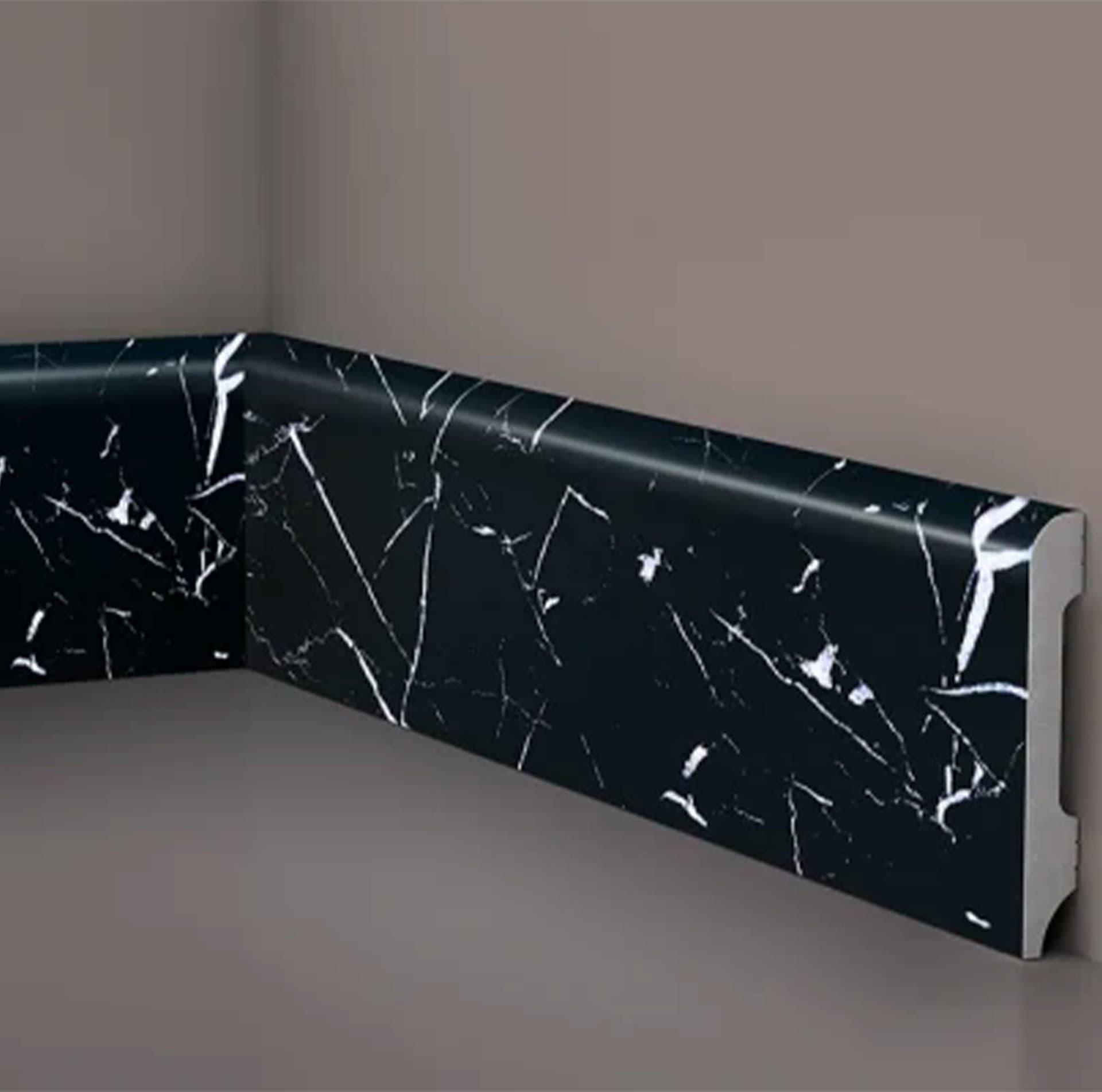 Battiscopa BC Lucido NERO MARQUINA 85x14x2000mm in POLIMERI - Polistrutturato - Eternal Parquet