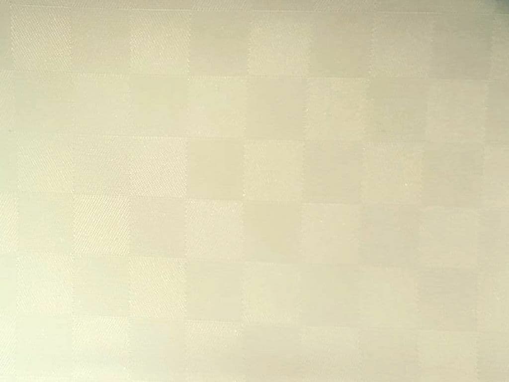 Tovaglia antimacchia quadrotta idrorepellente da 4-6-12-18-24 posti – Avorio, 135x455 cm, 24 posti – Preziosa – minimalista