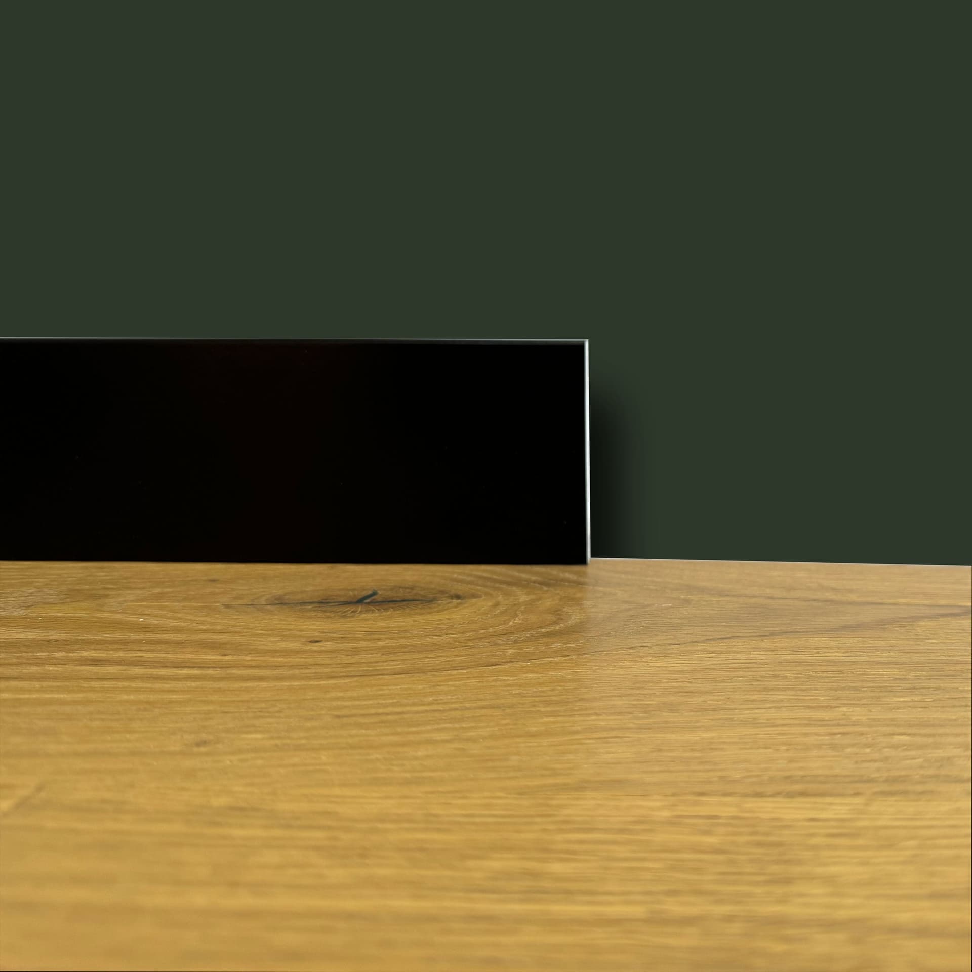 100ml di BATTISCOPA ZOCCOLINO SQUADRATO in FIBRA DI LEGNO COMPATTA 80X15 NERO (TOTAL BLACK) - Eternal Parquet
