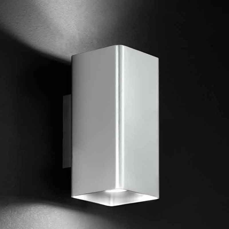 Perenz applique in alluminio per interni ed esterni