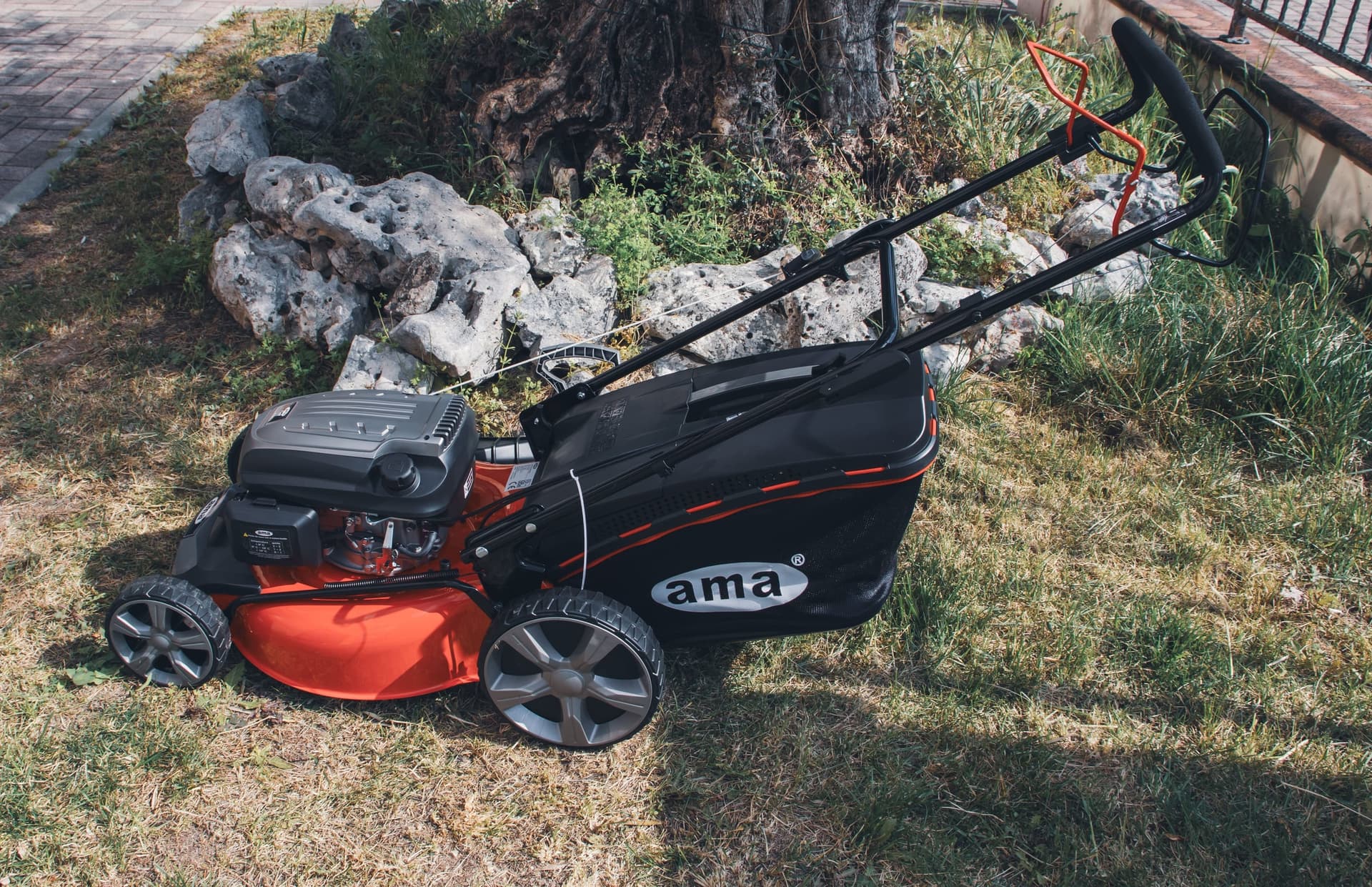 Rasaerba a trazione Ama TRX 525 da 145cc funzioni 4in1 - 9