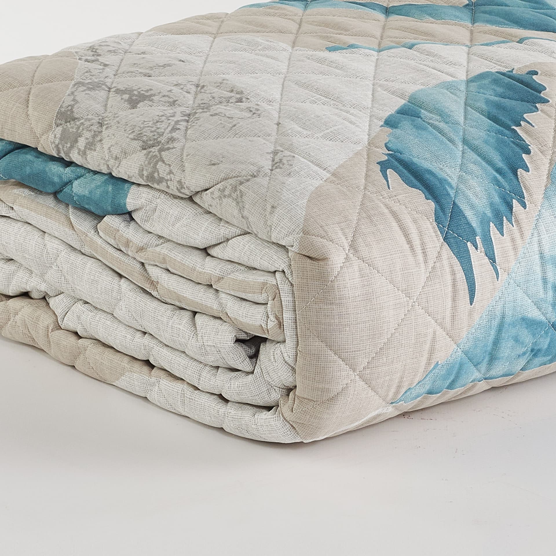 Copriletto trapuntato incanto Foglia matrimoniale imbottitura anallergica – Maè, Via Roma 60 - 4