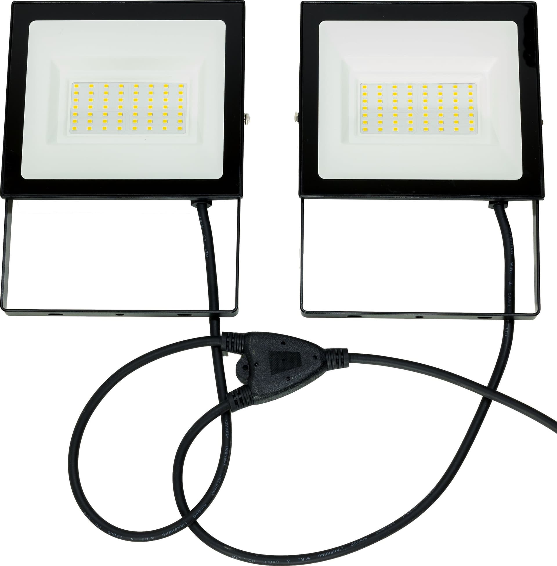 KIT 2 PROIETTORI TERMINUS 50W CAD. 4000LM CAD. CABLIATI CON TREPIEDE - ElettroWatt.eu