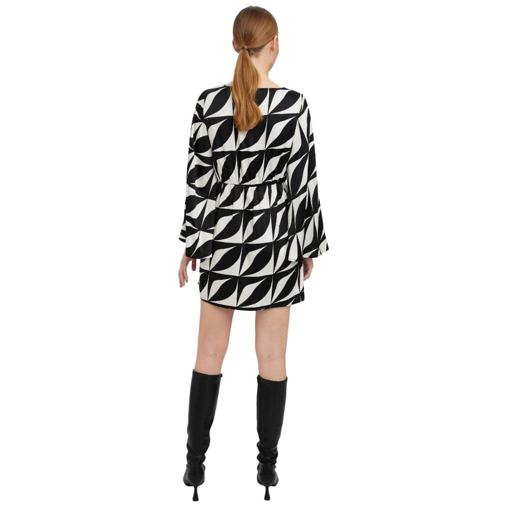 Vero Moda mini abito Kypra nero panna in Casual Prodotti di Classe - Nocera Superiore, commercioVirtuoso.it