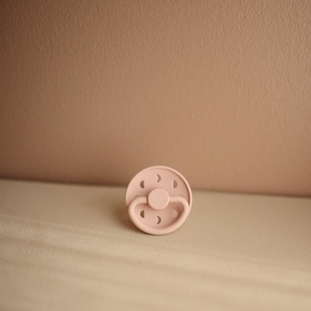 Ciuccio FRIGG Moon Phase Blush Latex - 3