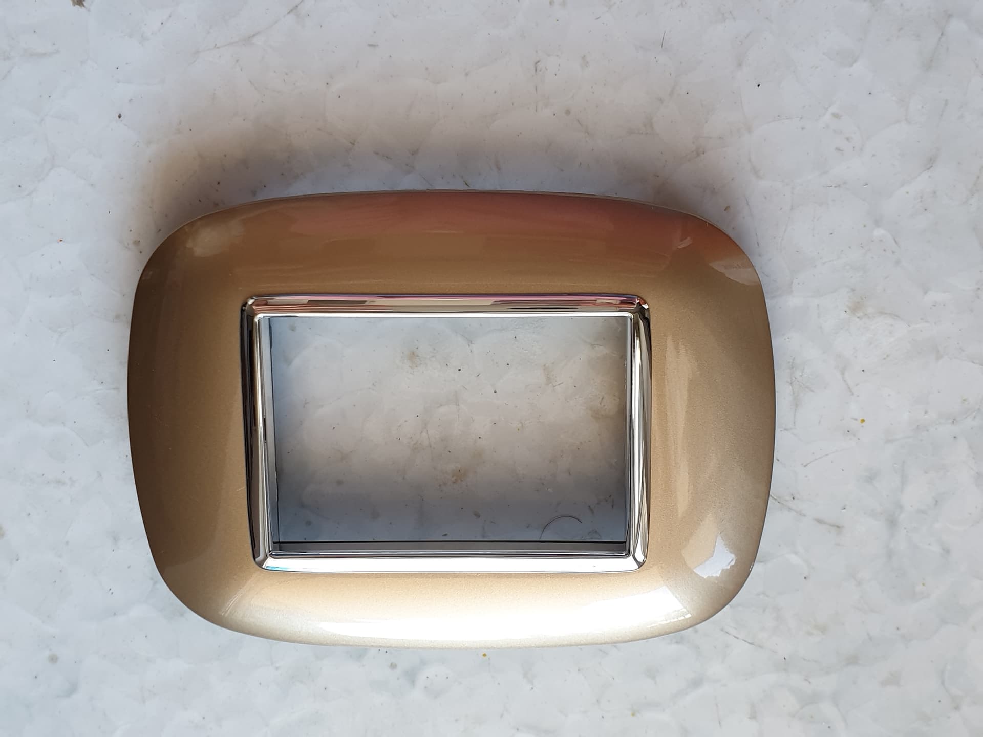 PLACCHE IN ABS SERIE SUNNY CON BORDO ARGENTATO - 13