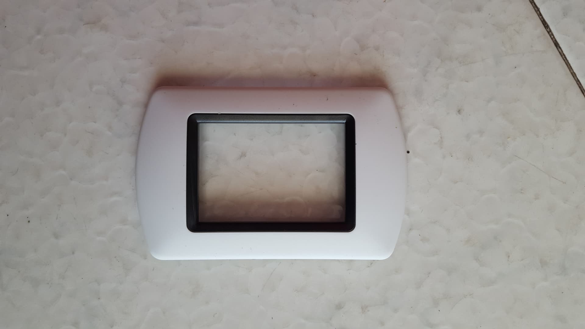 PLACCHE COMPATIBILI LIVING INTERNATIONAL  AVORIO-NERA-BIANCA IN ABS PER SCATOLE RETTANGOLARI  SERIE GLAMOUR - 8