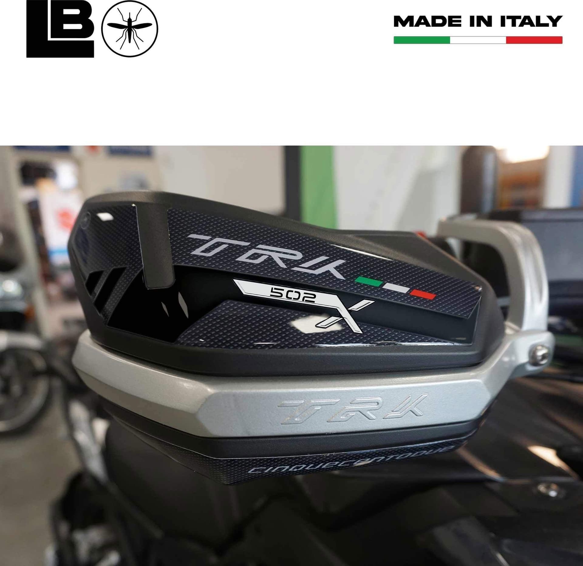 Protezioni Paramani Adesivi Resinati 3D compatibili con Benelli TRK 502 X - 7