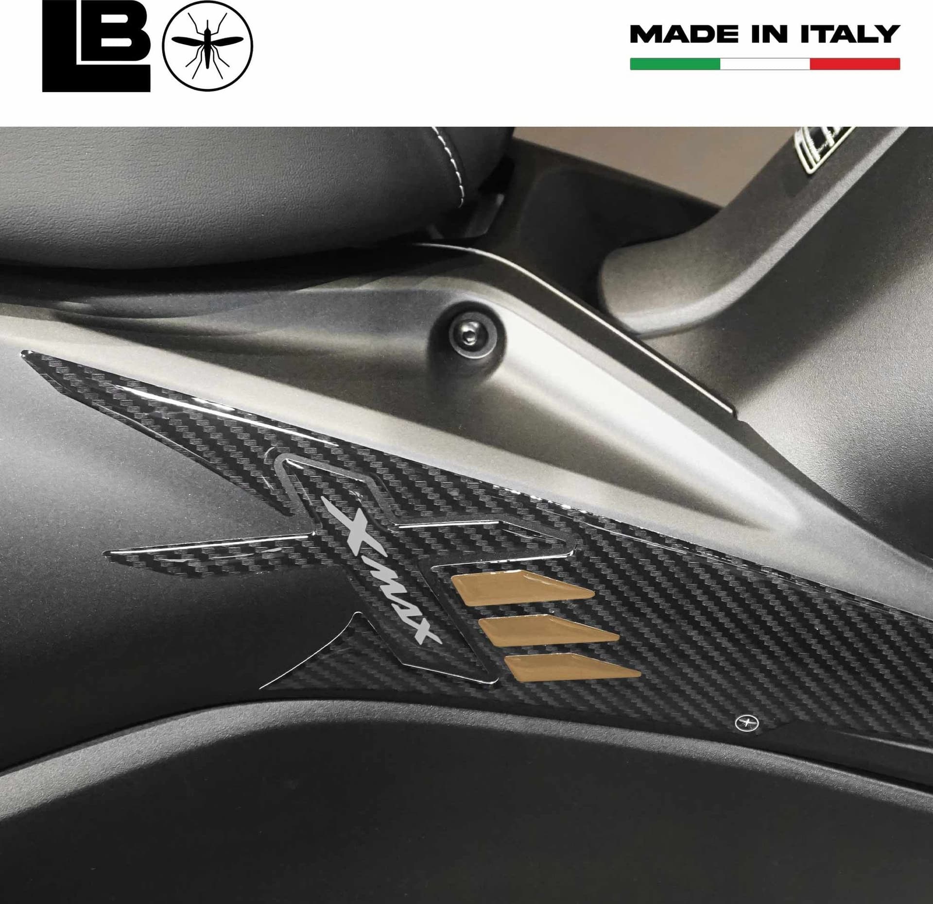 Adesivi-3D-protezioni-laterali-scooter-compatibili-con-Yamaha-Xmax-125-300-2023