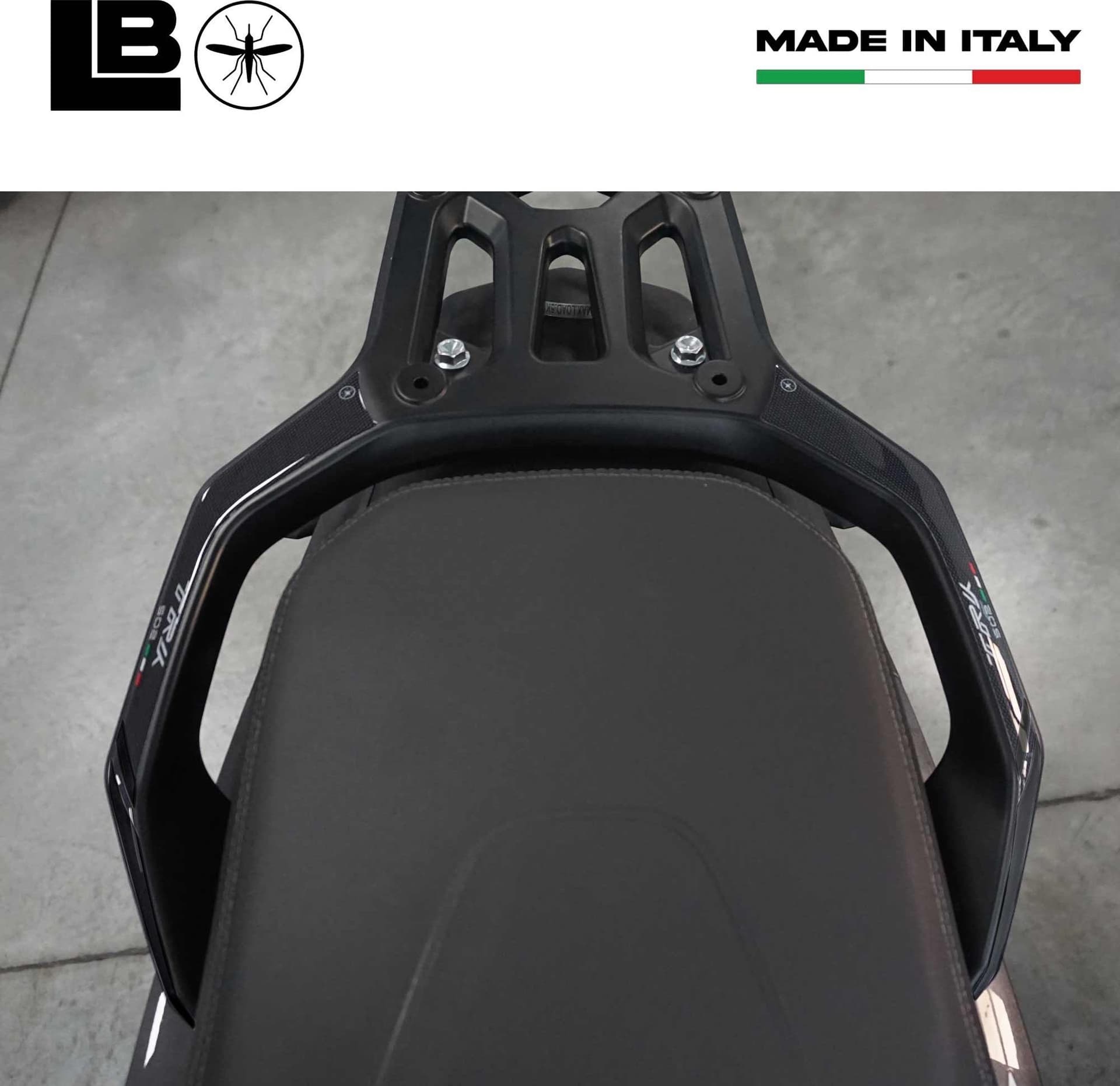 Adesivi 3D Protezioni Maniglie Passeggero compatibili con Benelli TRK 502 502X - 8