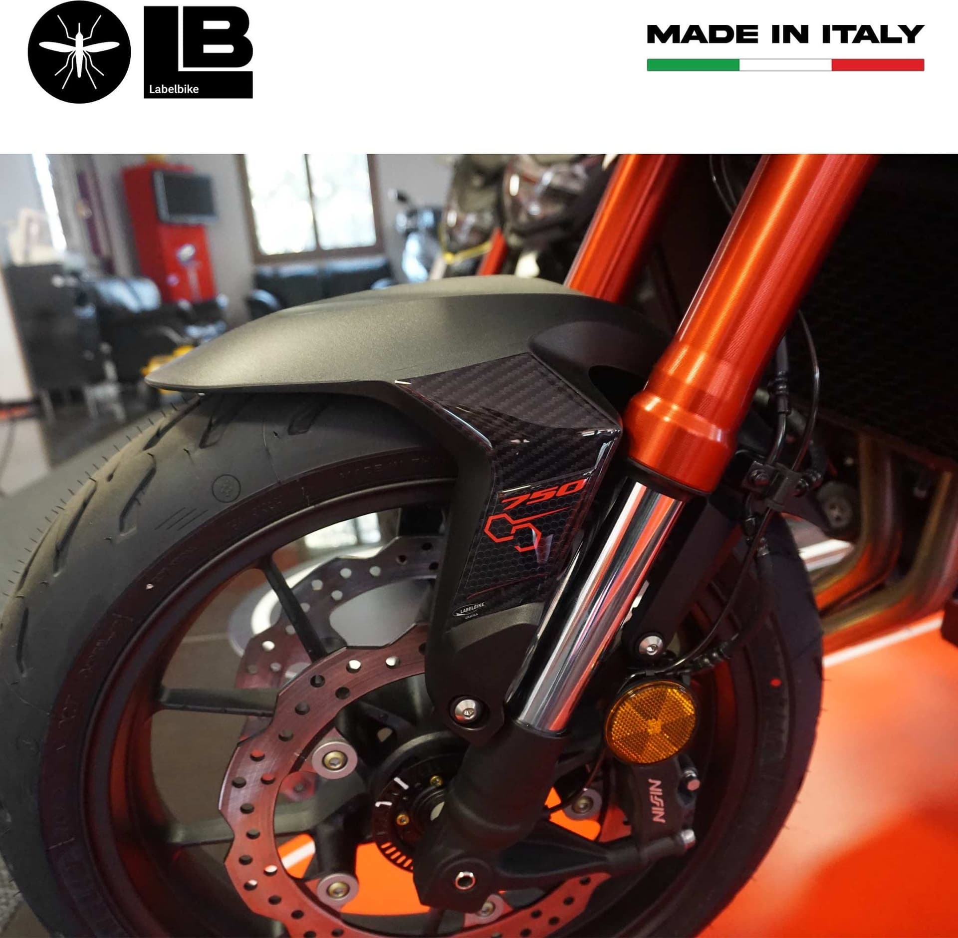 Adesivi 3D Protezioni parasteli parafango moto compatibili con Honda Hornet 2023-2024 - 7