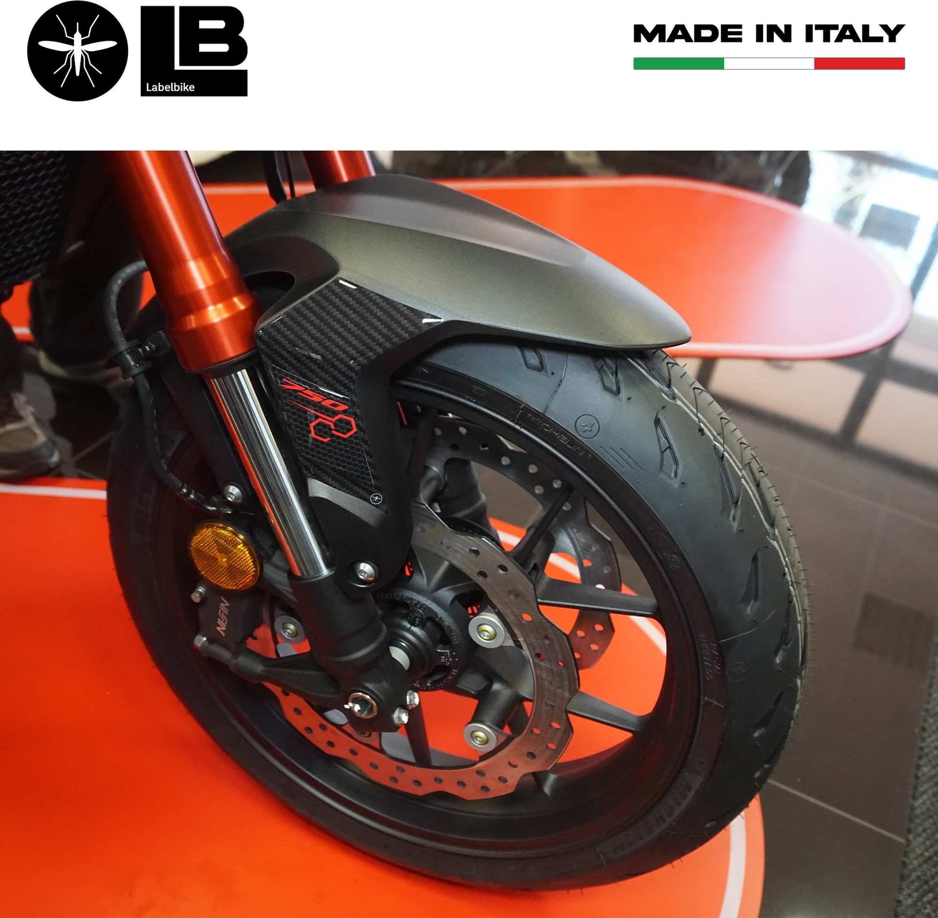 Adesivi 3D Protezioni parasteli parafango moto compatibili con Honda Hornet 2023-2024 - 8