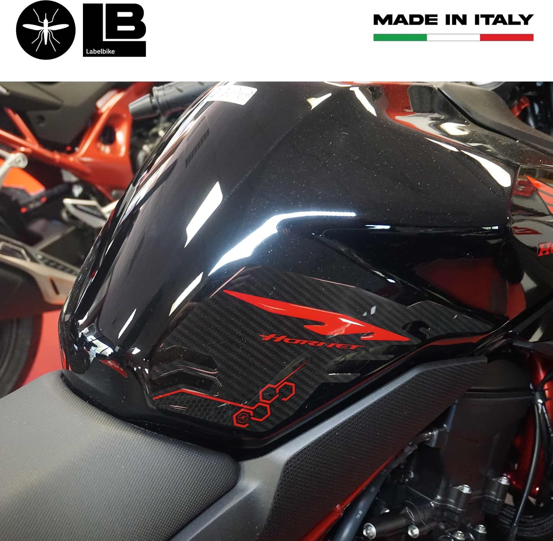 Adesivi 3D Protezioni laterali serbatoio moto compatibile con Honda Hornet 2023-2024 - 10